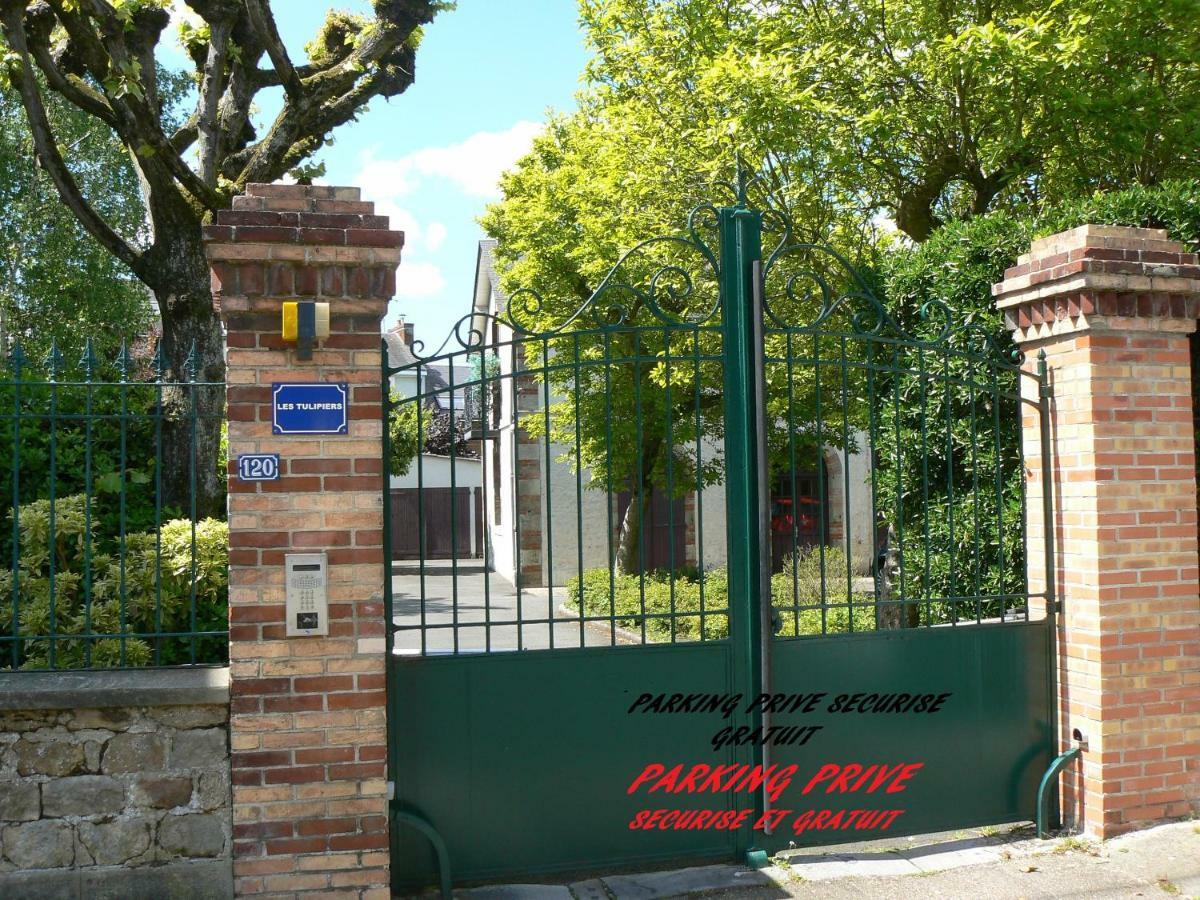 Les Tulipiers, Parking Sécurisé, Lit Queen-Size, bord de Sarthe Le Mans Extérieur photo
